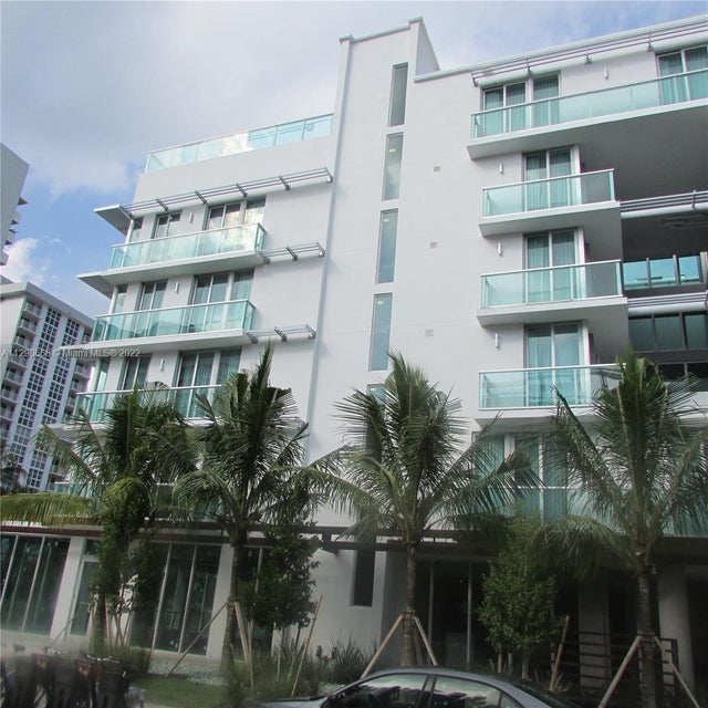 2 of 37 - 1215 West Ave 408, Miami Beach, FL