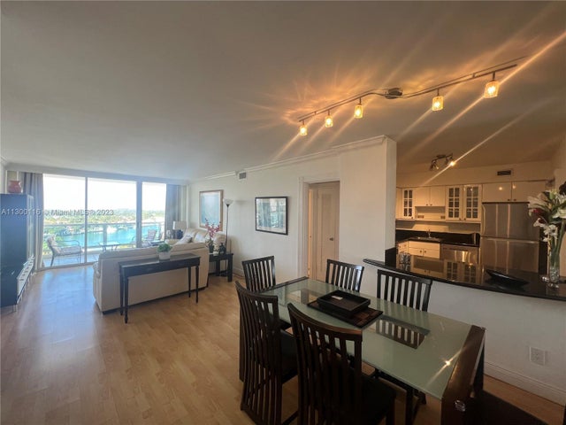 5 of 16 - N/A, Miami Beach, FL