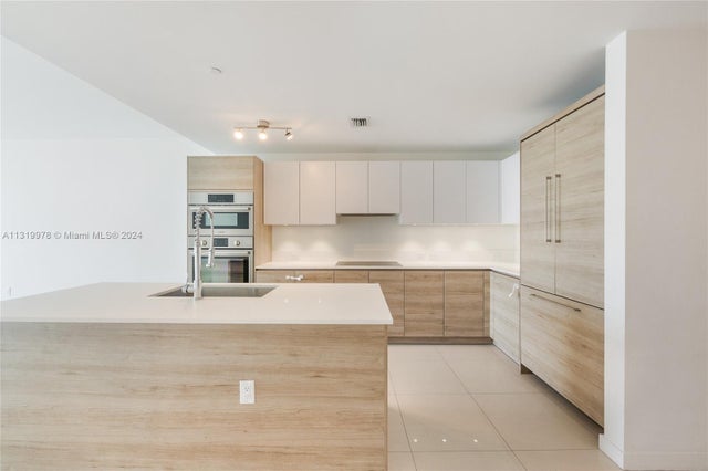 4 of 23 - 10201 E Bay Harbor Dr Ph3, Bay Harbor Islands, FL
