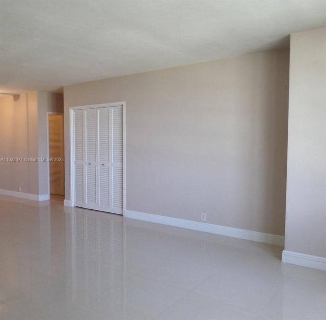 4 of 4 - 1000 West Ave 1032, Miami Beach, FL