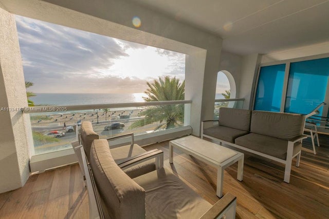 1 of 25 - 551 N Fort Lauderdale Beach Blvd R204, Fort Lauderdale, FL