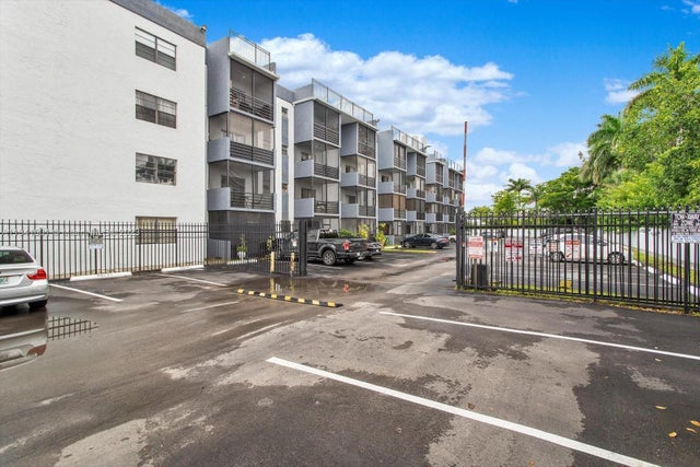 1 of 1 - 13500 Ne 3rd Ct 325, North Miami, FL