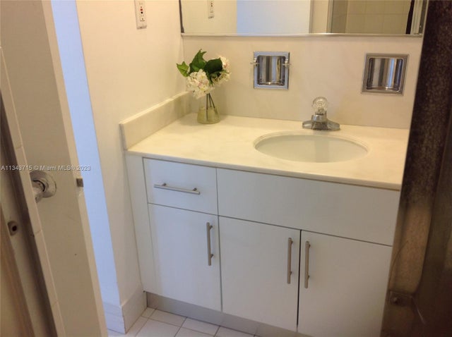 5 of 16 - 5151 Collins Ave 1119, Miami Beach, FL