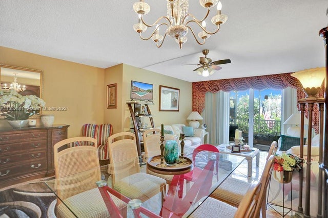 5 of 40 - 1710 Ne 191st St 117-3, Miami, FL