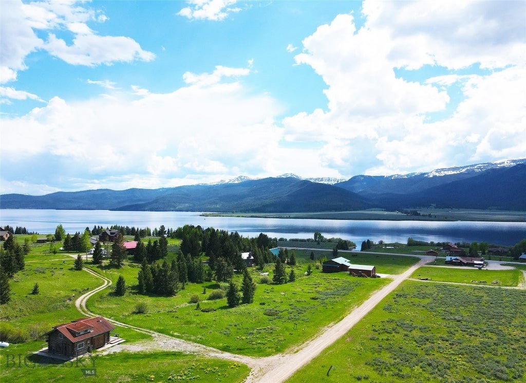 212 Hebgen Lodge Road, West Yellowstone Property Listing MLS® 381038