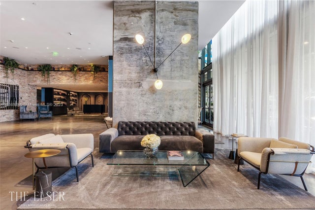 398 Ne 5th St Ct18, Miami