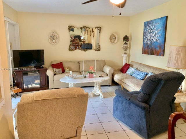 5 of 22 - 5300 Washington St G123, Hollywood, FL