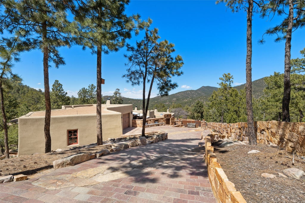 196 Overlook Road, Santa Fe Property Listing MLS® 202336426