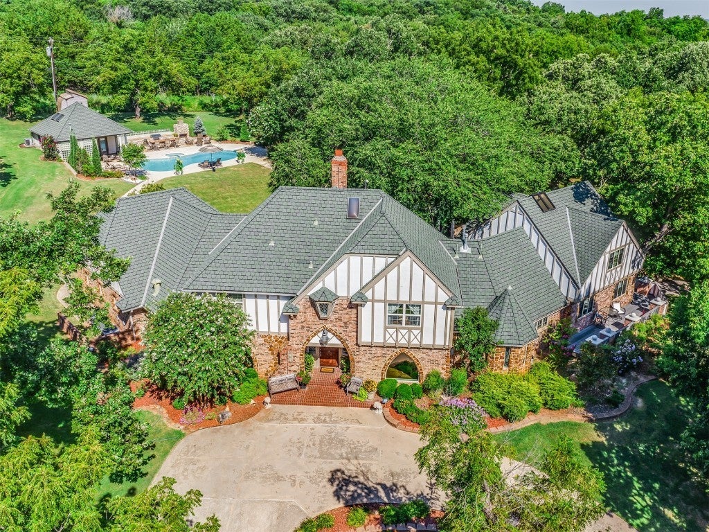 684 Living Springs Trail, Goldsby Property Listing MLS® 1057571