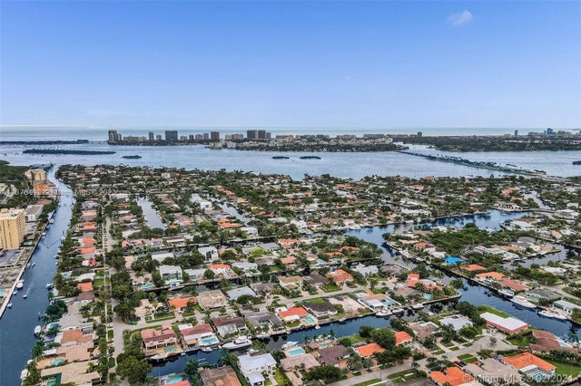 1 of 8 - 13499 Biscayne Blvd 712, North Miami, FL