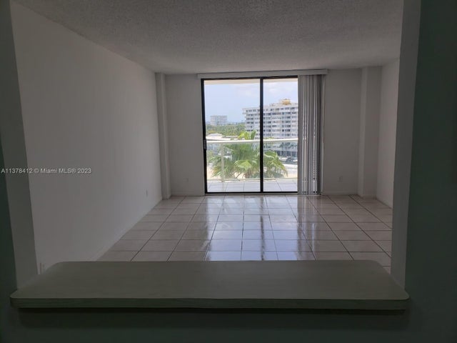 3 of 8 - 13499 Biscayne Blvd 712, North Miami, FL