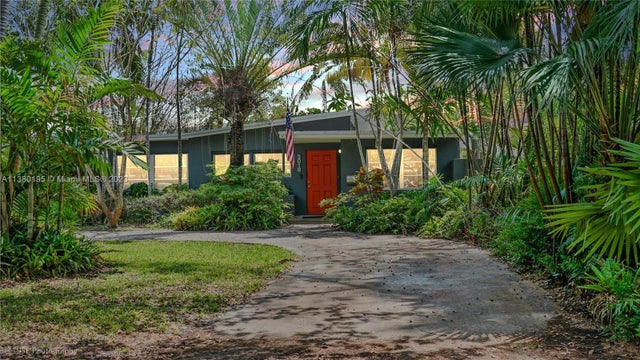 2 of 27 - 2018 Fletcher St, Hollywood, FL