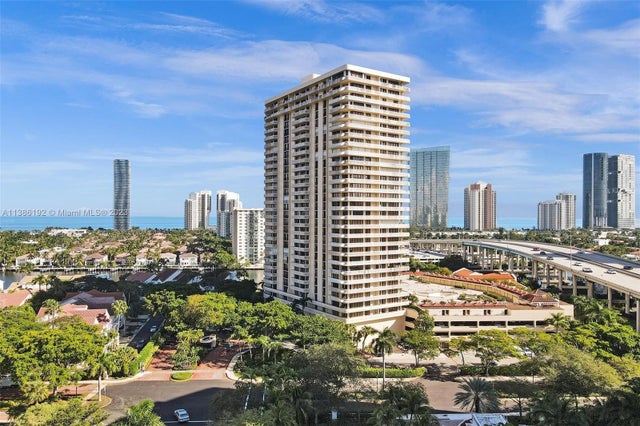 5 of 67 - 19355 Turnberry Way 3d, Aventura, FL