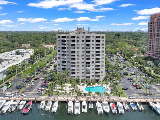 1 of 25 - 90 Edgewater Dr 114, Coral Gables, FL