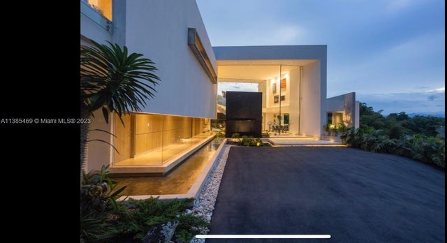 2 of 19 - Via A Cerritos Entrada 6 Malabar Casa M1, , NC