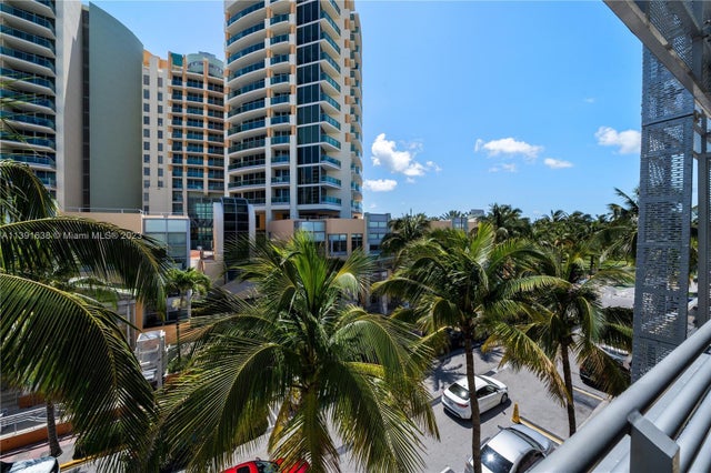 1 of 15 - 1437 Collins Ave 311, Miami Beach, FL