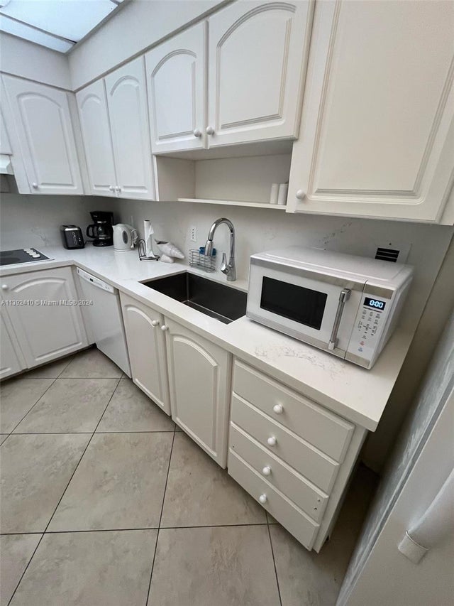 5 of 15 - 3901 S S Ocean Dr Ph16o, Hollywood, FL