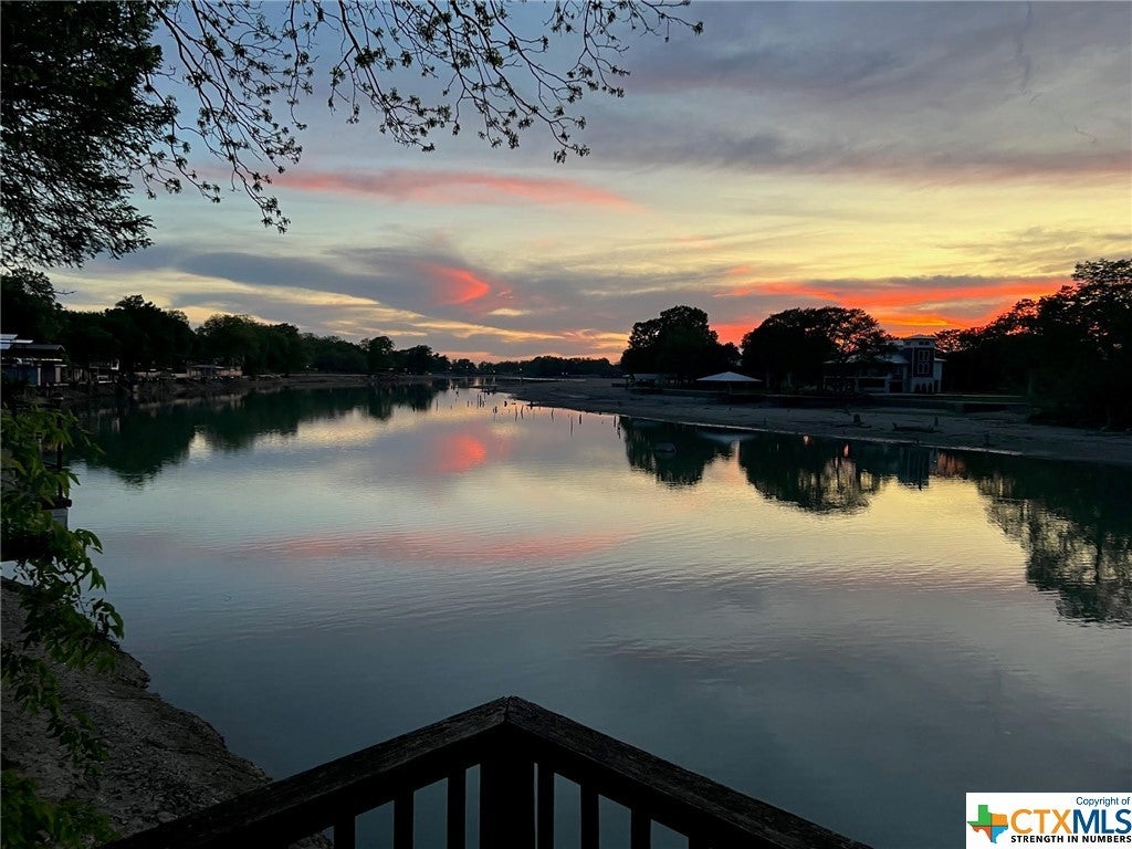 Lake McQueeney Homes For Sale The Lakefront Group