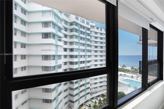 5 of 49 - 5225 Collins Ave 1216, Miami Beach, FL
