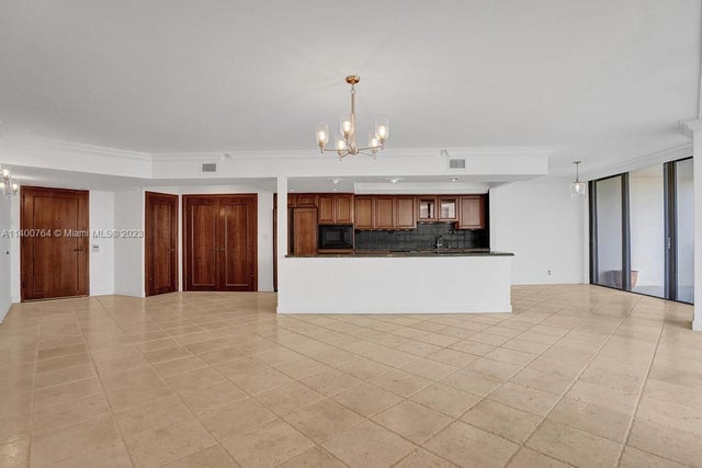3 of 52 - 19667 Turnberry Way 26b, Aventura, FL