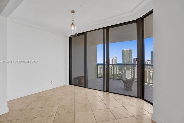 5 of 52 - 19667 Turnberry Way 26b, Aventura, FL