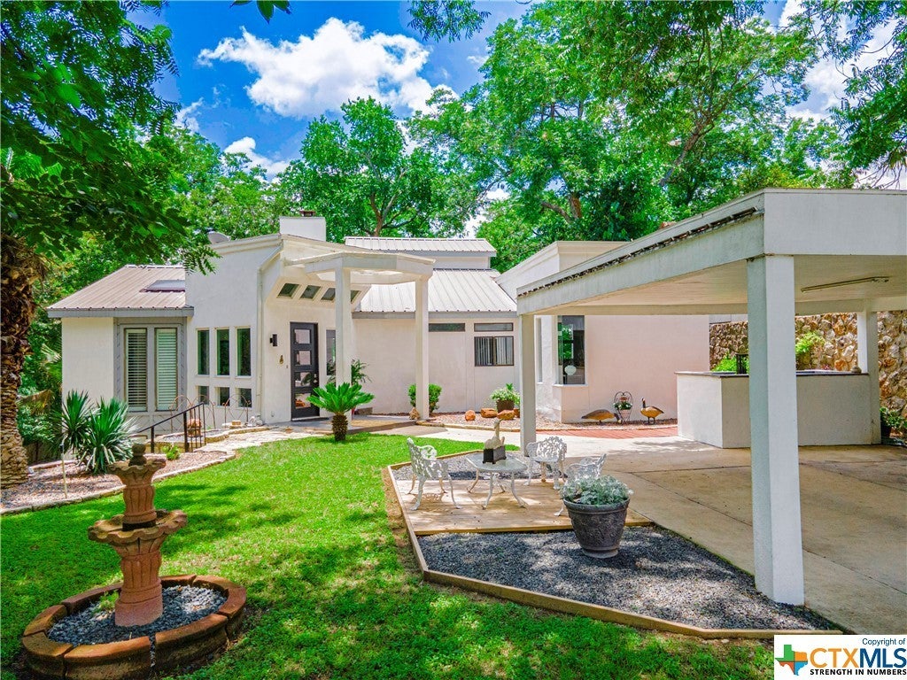 Guadalupe River Houses For Sale in New Braunfels