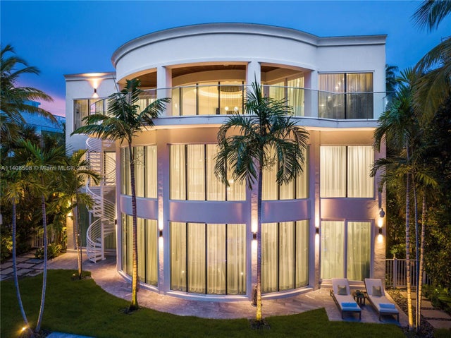 1 of 62 - 5785 Pine Tree Dr, Miami Beach, FL