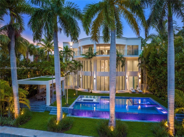 2 of 62 - 5785 Pine Tree Dr, Miami Beach, FL