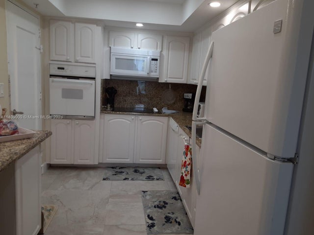 5 of 13 - 3801 S Ocean Dr 5o, Hollywood, FL