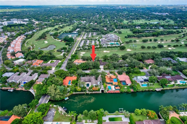 2 of 24 - 4716 University Dr, Coral Gables, FL
