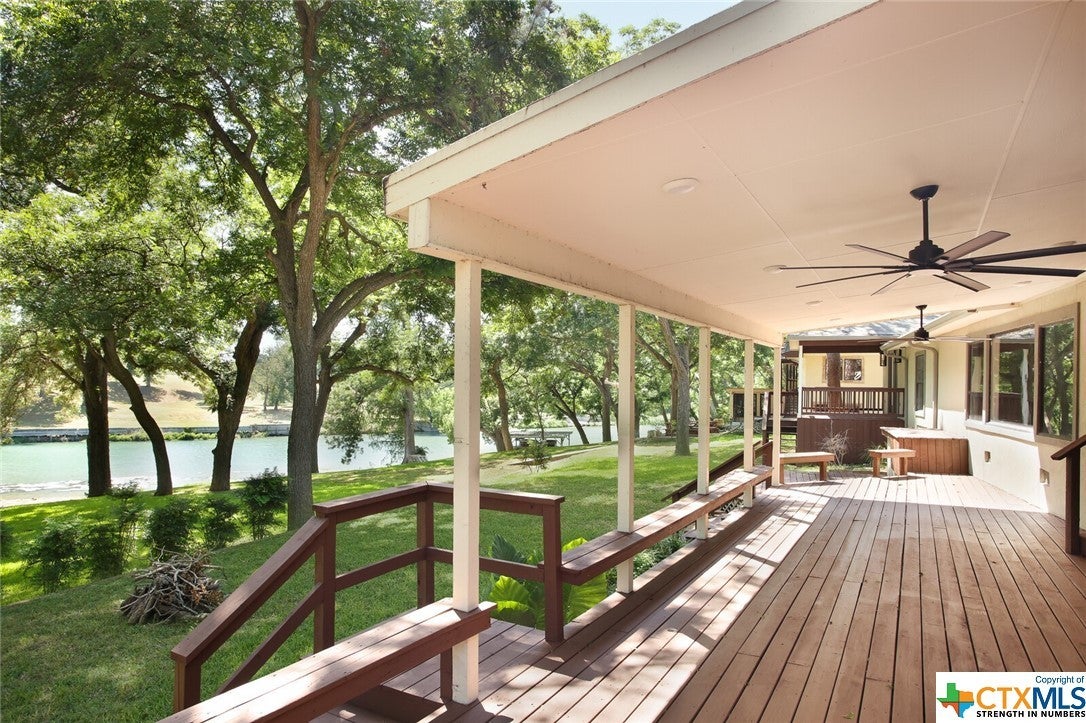 Lake Dunlap Homes For Sale The Lakefront Group