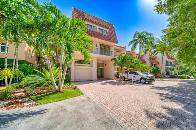 3 of 83 - 6150 Paradise Point Dr 6150, Palmetto Bay, FL
