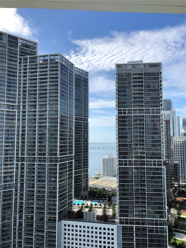 5 of 28 - 200 Biscayne Boulevard Way 3406, Miami, FL