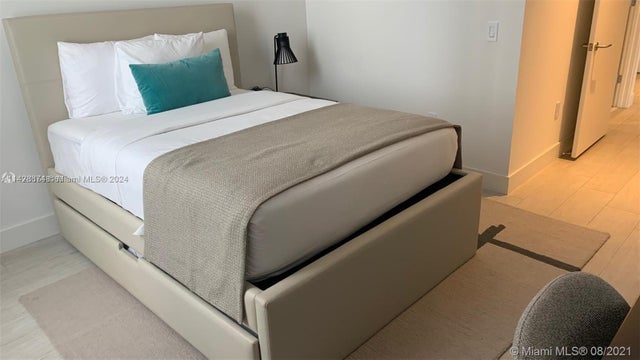 3 of 18 - 4010 S Ocean Dr R301, Hollywood, FL