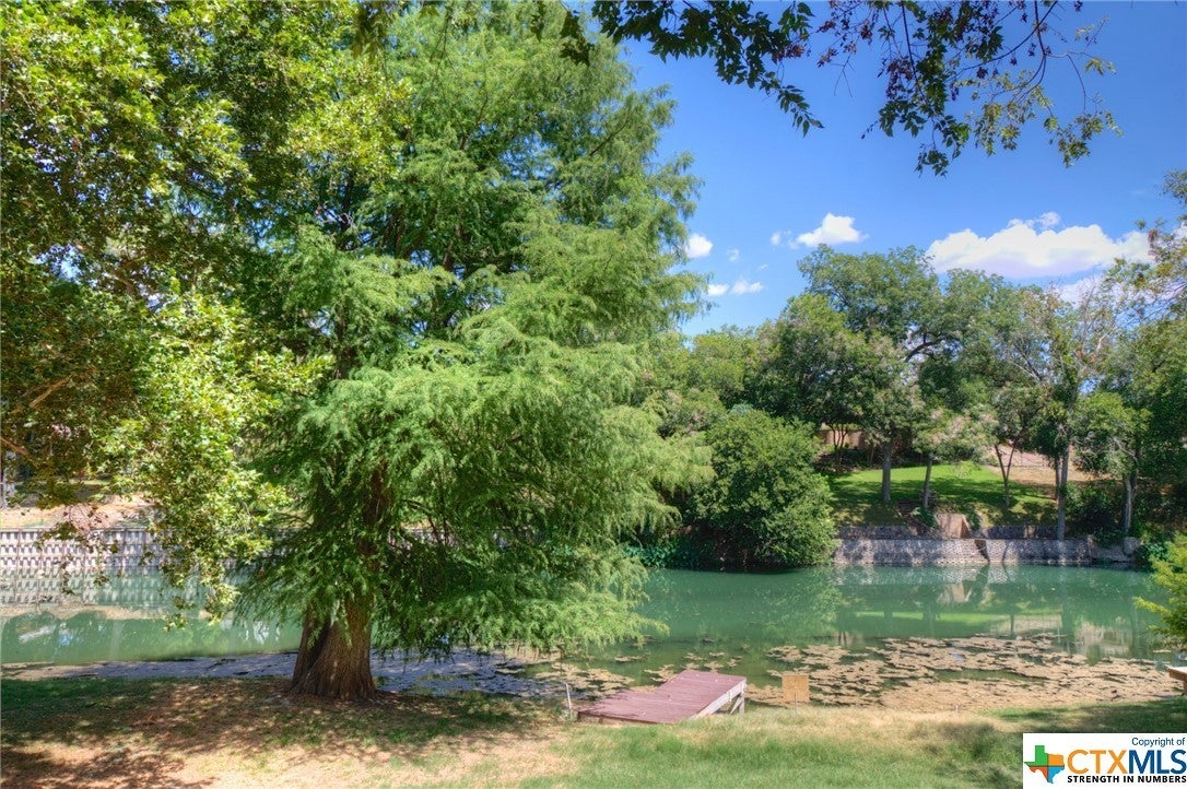 332 Riverfront Dr. , New Braunfels Property Listing