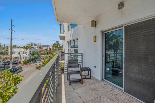 3 of 29 - 7700 Collins Ave 3, Miami Beach, FL