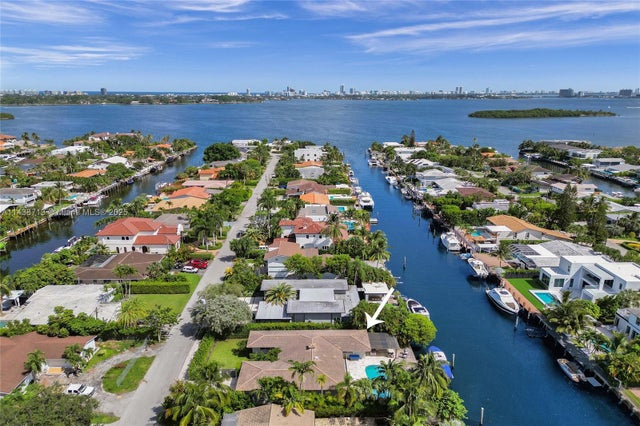 5 of 79 - 1912 Ne 119th Rd, North Miami, FL
