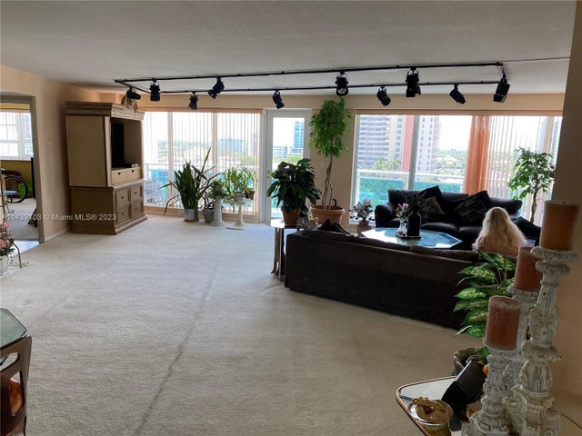 3 of 23 - 3430 Galt Ocean Dr 712, Fort Lauderdale, FL