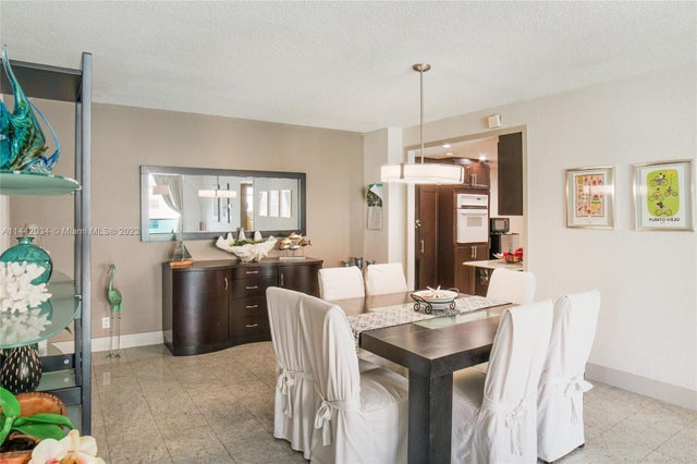 5 of 17 - 4001 S Ocean Dr 11p, Hollywood, FL