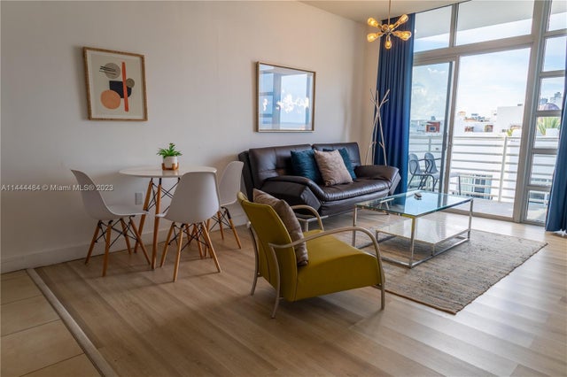 4 of 28 - 1052 Ocean Dr C503, Miami Beach, FL