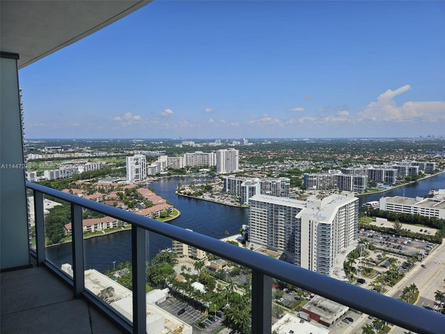 4 of 24 - 4111 S Ocean Dr 3308, Hollywood, FL