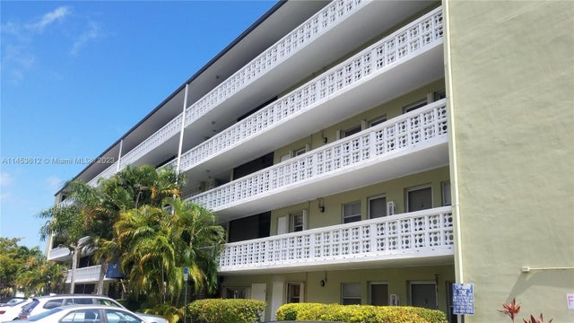 2 of 37 - 1425 Arthur St 216b, Hollywood, FL