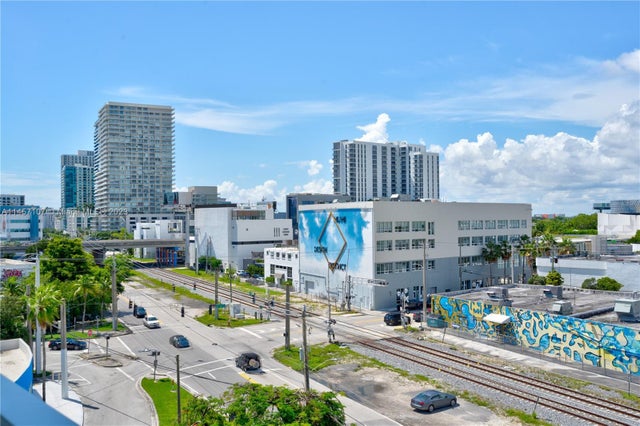 5 of 35 - 3900 Biscayne Blvd S-502, Miami, FL