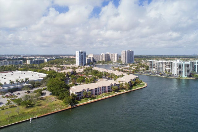4 of 6 - 4010 S Ocean Dr R2206, Hollywood, FL