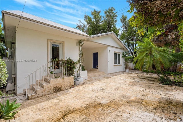 3 of 46 - 433 E Dilido Dr, Miami Beach, FL