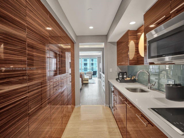 5 of 53 - 551 N Fort Lauderdale Beach Blvd H1511, Fort Lauderdale, FL