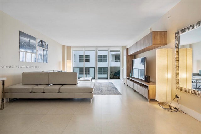 1 of 41 - 5601 Collins Ave 1514, Miami Beach, FL
