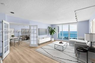 4 of 51 - 2301 Collins Ave 1038/1039, Miami Beach, FL