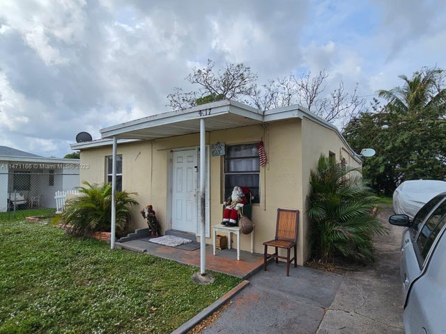 3 of 30 - 1817 Nw 25th Ave, Fort Lauderdale, FL