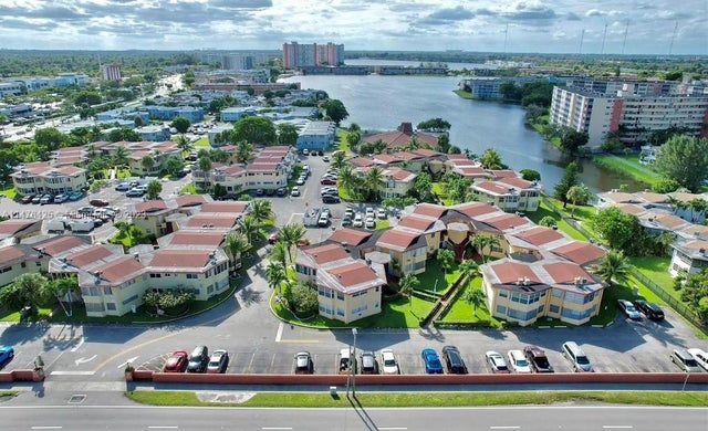 1 of 6 - 18604 Ne 18th Ave 152, Miami, FL